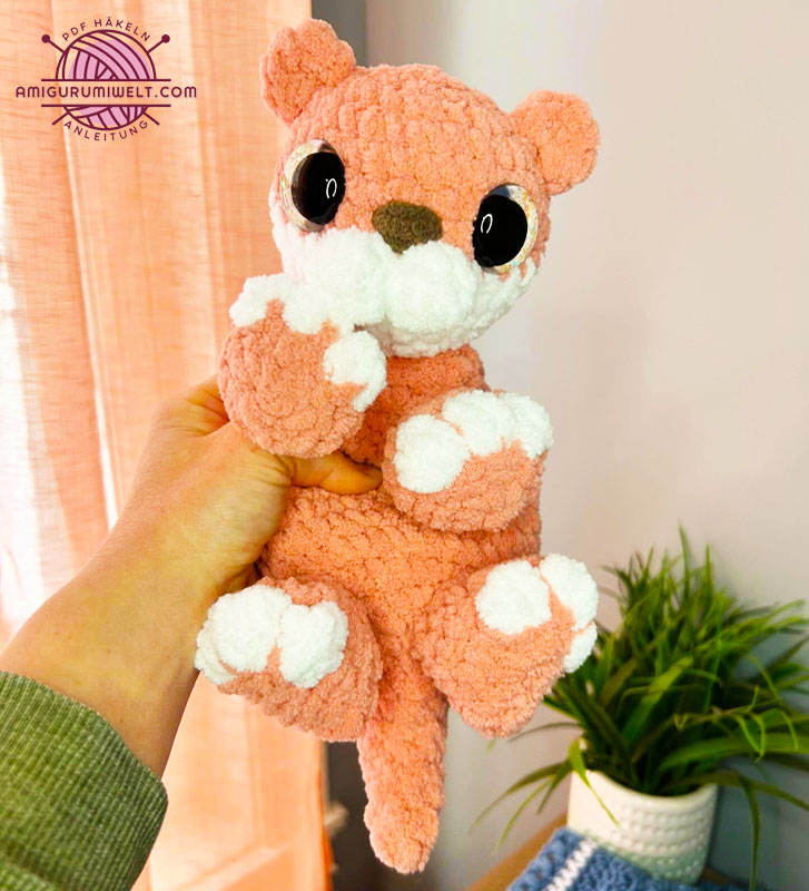 Amigurumi Plüsch Otter mit großen Augen PDF Anleitung (2)